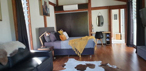 Woodwark Bay Retreat Airlie Beach - Accommodation Great Ocean Road 0