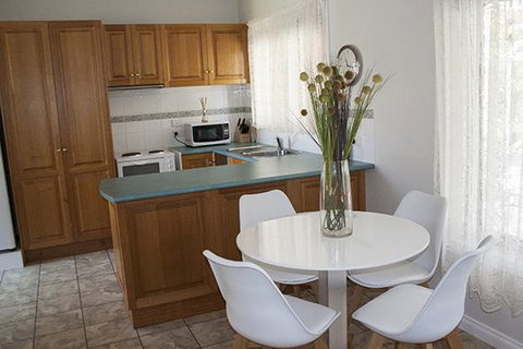 Wypinga B&B - Pet Friendly - Accommodation Great Ocean Road 2