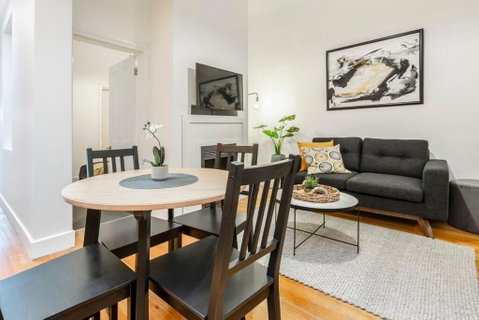 A Carlton Classic - Quaint Inner-City Getaway - Accommodation Great Ocean Road 0