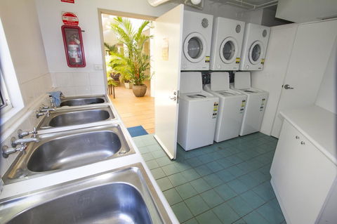 Port Douglas Apartments - Adults Only Oasis - Accommodation Great Ocean Road 35