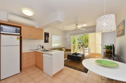 Port Douglas Apartments - Adults Only Oasis - Accommodation Great Ocean Road 0