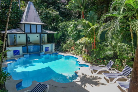 Martinique On Macrossan - Accommodation Great Ocean Road 13