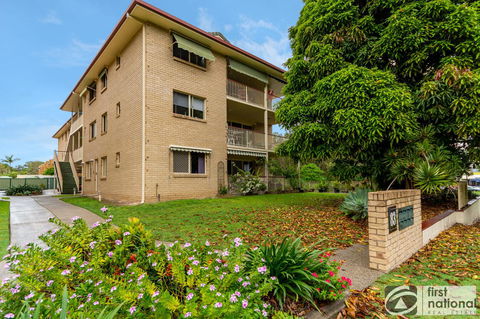 Immaculate Spacious Second Floor Unit Overlooking Pristine Parklands - Accommodation Great Ocean Road 10
