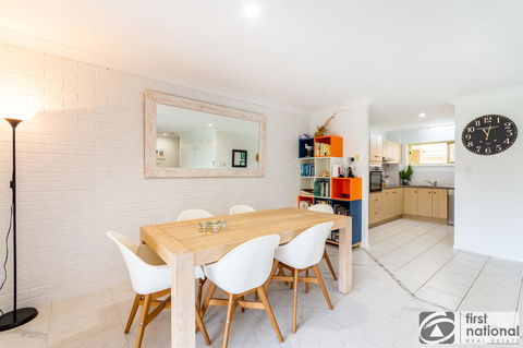 Immaculate Spacious Second Floor Unit Overlooking Pristine Parklands - Accommodation Great Ocean Road 6