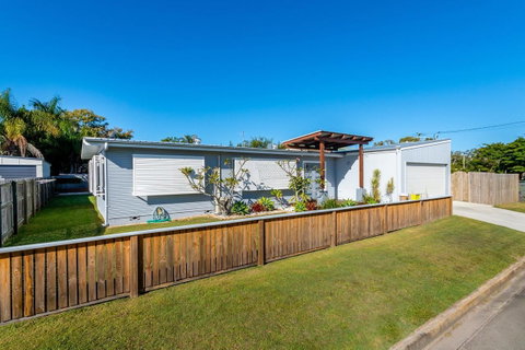 Fabulous Family Destination In Paradise Parade, Bongaree - Accommodation Great Ocean Road 0