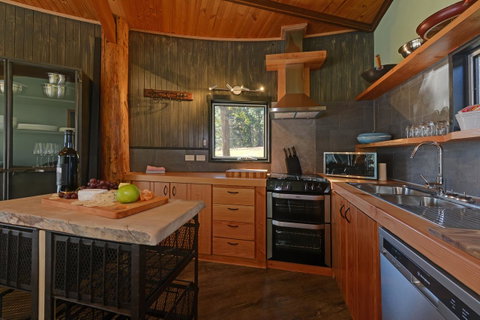 Taylors Bay Cottage - Accommodation Great Ocean Road 7