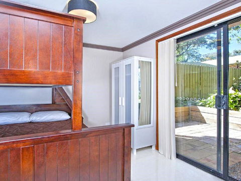 'Beach Break 2', 2/10 Lionel St - Downstairs Unit With Aircon - Accommodation Great Ocean Road 1