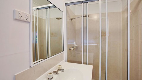 'The Hideaway' At Shoal Bay - Accommodation Great Ocean Road 3