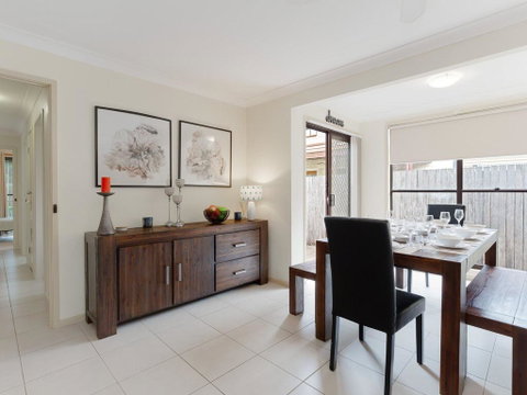 'Willows At The Bay' 111 Horace St - Large House With Aircon, WIFI And Boat Parking. - Accommodation Great Ocean Road 2