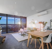 107 Light Filled Cozy Apt in the Heart of St Kilda - Accommodation Great Ocean Road