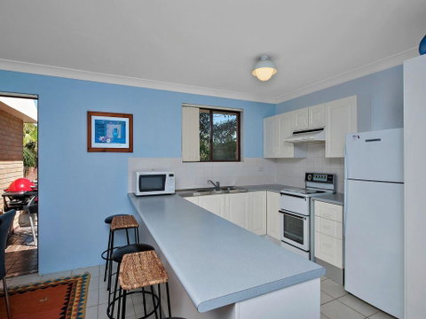 12 'Commodore', 6 Intrepid Close - Beautiful Water Views - Accommodation Great Ocean Road 3