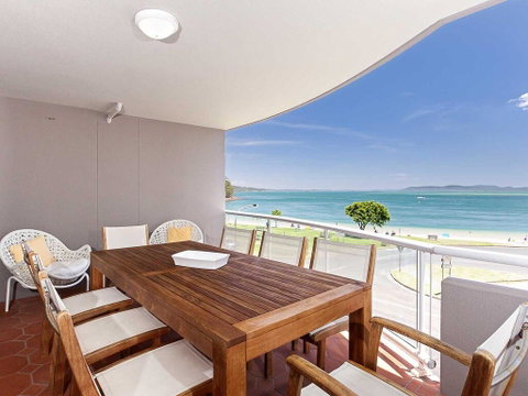 12 'Florentine' , 11 Columbia Close - WIFI, Aircon, Spectacular Views - Accommodation Great Ocean Road 0