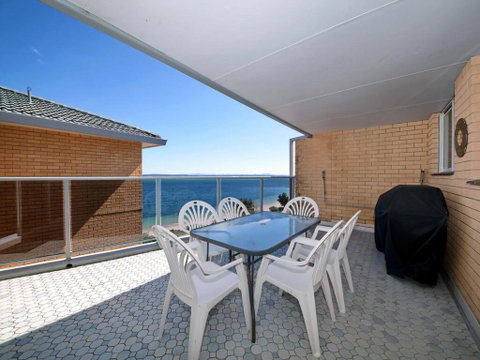 12 'Kiah', 53 Victoria Pde - Panoramic Water Views In The Heart Of Nelson Bay - Accommodation Great Ocean Road 2