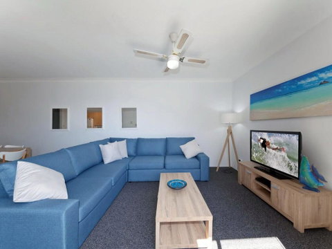 12 'Kiah', 53 Victoria Pde - Panoramic Water Views In The Heart Of Nelson Bay - Accommodation Great Ocean Road 3