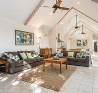 12 Childe Street Byron Bay - Absolute Belongil Summerhouse - Accommodation Great Ocean Road