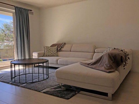 13 'Parkview', 11-13 Catalina Close - Great Location Unit With A Locked Garage - Accommodation Great Ocean Road 1