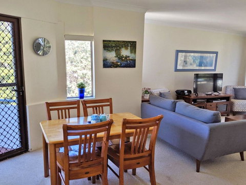 13' Mistral Court', 17 Mistral Close - Walk Across To Little Beach! - Accommodation Great Ocean Road 3