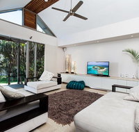18A Childe Street Belongil Beach - Belongil Beach Pavilion House - Accommodation Great Ocean Road