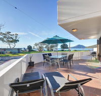 2 'Fleetwood' 63 Shoal Bay Road - spectacular views - Accommodation Great Ocean Road
