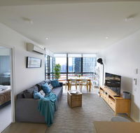 2 Bed 2 Bathroom Brand New Unit with Gym and Pool - Accommodation Great Ocean Road