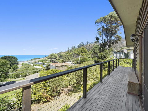 2 Degrees Of Separation - Accommodation Great Ocean Road 0
