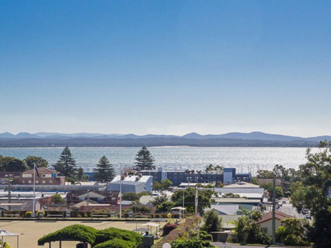 211 'The Landmark', 61B Dowling Street - Resort Style Holiday With Pool, Games Room & Restaurant - Accommodation Great Ocean Road 0