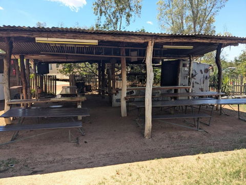 Blackall Caravan Park - Accommodation Great Ocean Road 2