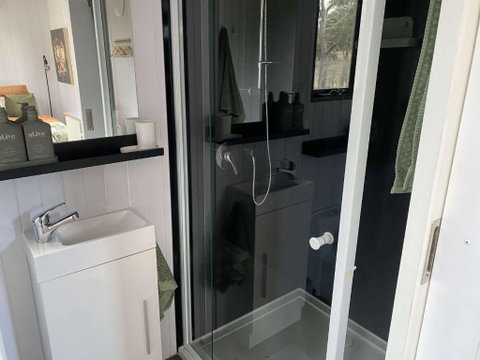 Charmingly Tiny By Tiny Away - Accommodation Great Ocean Road 3