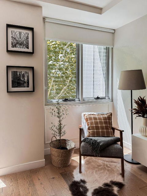 Collins Escape - 2 Bedrooms With Collins St Balcony - Accommodation Great Ocean Road 3