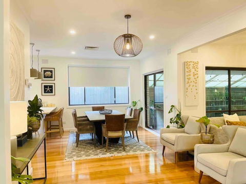 D132 Well Keep Secret Lake Home - Accommodation Great Ocean Road 2