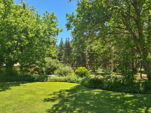 DELANY VILLAS BRIGHT - Spa Luxury On Delany Avenue - Accommodation Great Ocean Road 4