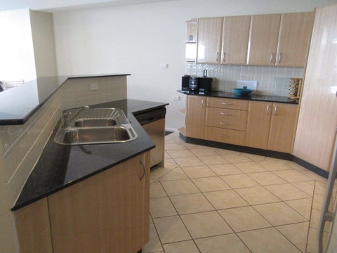 27b Christmas Bush Avenue - Duplex In Nelson Bay Walking Distance To Dutchies Beach - Accommodation Great Ocean Road 2