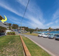 3 'Sunset' 11 Victoria Parade - stunning unit right across from the water - Accommodation Great Ocean Road