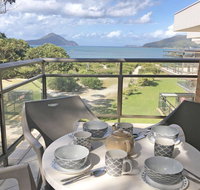 5 'Intrepid' 3 Intrepid Close - perfect beachfront location - Accommodation Great Ocean Road