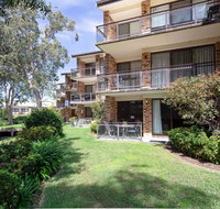 57 'BAY PARKLANDS' 2 GOWRIE AVE - GROUND FLOOR UNIT WITH POOL TENNIS COURT  AIRCON - Accommodation Great Ocean Road
