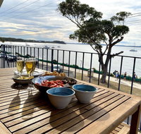 6 'SHOAL TOWERS' 11 SHOAL BAY RD - STUNNING WATER VIEWS  PERFECT LOCATION - Accommodation Great Ocean Road