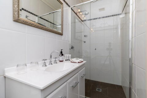 94Best Apartments - Accommodation Great Ocean Road 0