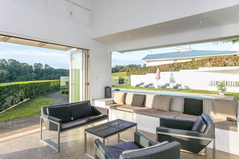 A PERFECT STAY - Byron's Brae - Accommodation Great Ocean Road 1