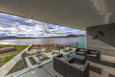 Accommodate Canberra - Aurora - Accommodation Great Ocean Road 0
