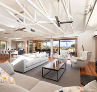Acqua Vista - water view fireplace walk to beach - Accommodation Great Ocean Road