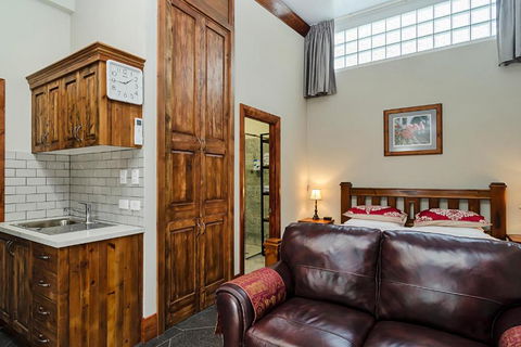 Eagle Foundry Bed & Breakfast - Accommodation Great Ocean Road 1
