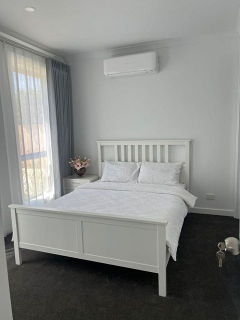 Elegant Private Rooms In Doncaster East - Accommodation Great Ocean Road 1