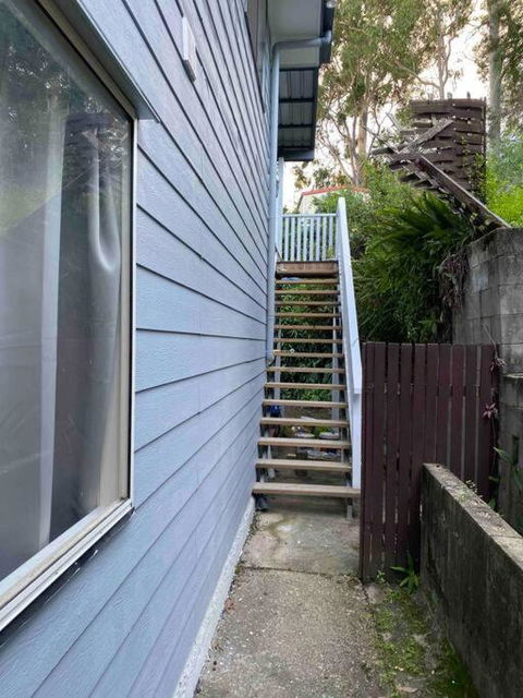 FAMILY 3-bedroom Everton Hills Apartment - Accommodation Great Ocean Road 2
