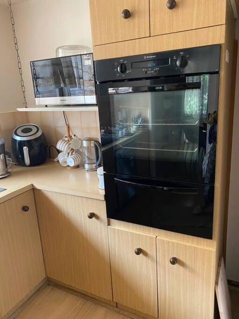 Family Home- Close To Knox City & Dandenong Ranges - Accommodation Great Ocean Road 1