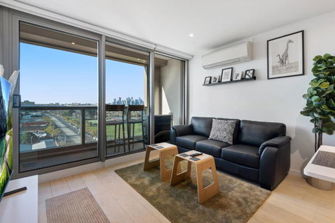 FLEMINGTON - Melbourne City Views - Accommodation Great Ocean Road 1