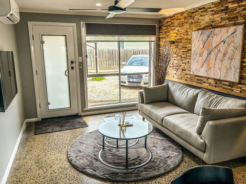 Geelong West Unit - Accommodation Great Ocean Road 2