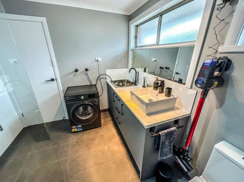Geelong West Unit - Accommodation Great Ocean Road 3