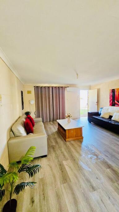 Golden Patch Retreat, Kalgoorlie - Accommodation Great Ocean Road 1