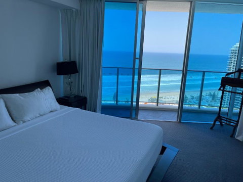 H Luxury Apartment At Surfers Paradise High Floor - Accommodation Great Ocean Road 2