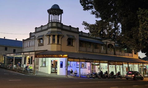 Grand Hotel Mount Morgan - Accommodation Great Ocean Road 0